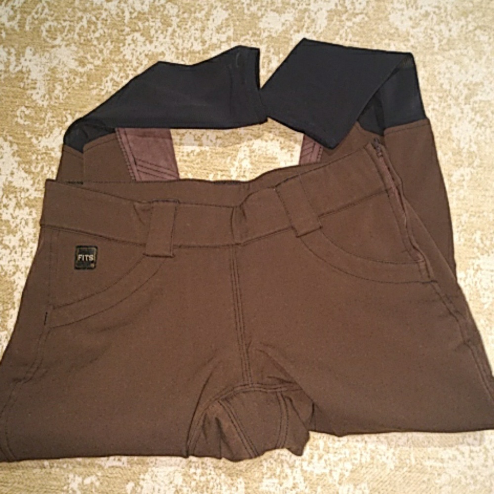 FITS. Ladies. Choc Brown. Side Zip. Medium